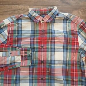 Gap Shirt Mens Large Red Plaid‎ Classic Fit Button Up Long Sleeve Cotton Casual